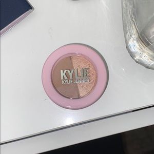 Kylie Cosmetics Makeup - Kylie cosmetics mini eyeshadow Kylie Cosmetics Makeup - Kylie cosmetics mini eyeshadow